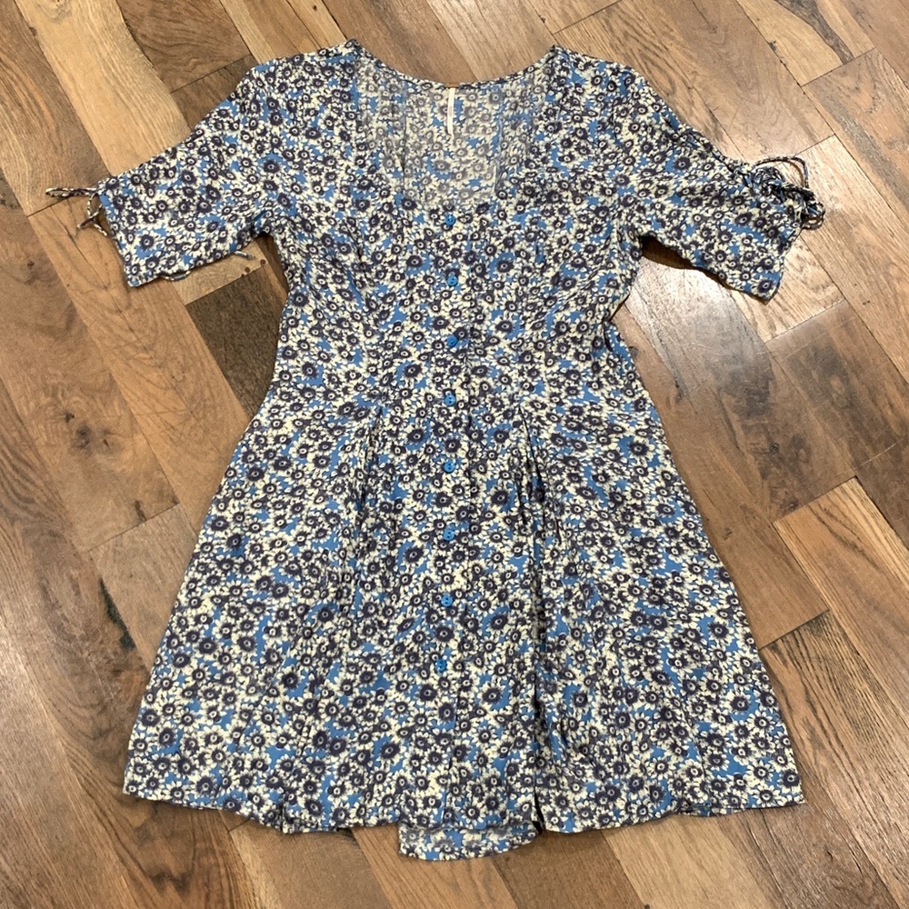 Free people Blue Floral Flare Dress Size Small - Picture 2 of 10
